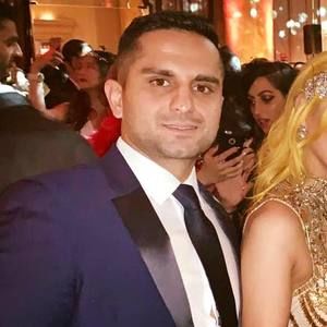 Meet your Posher, Dhaval